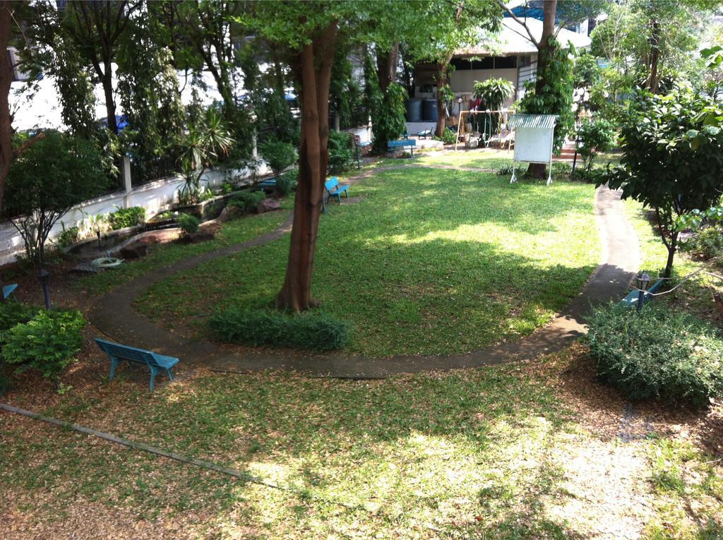 Park Avenue@Huamark Bangkok Esterno foto