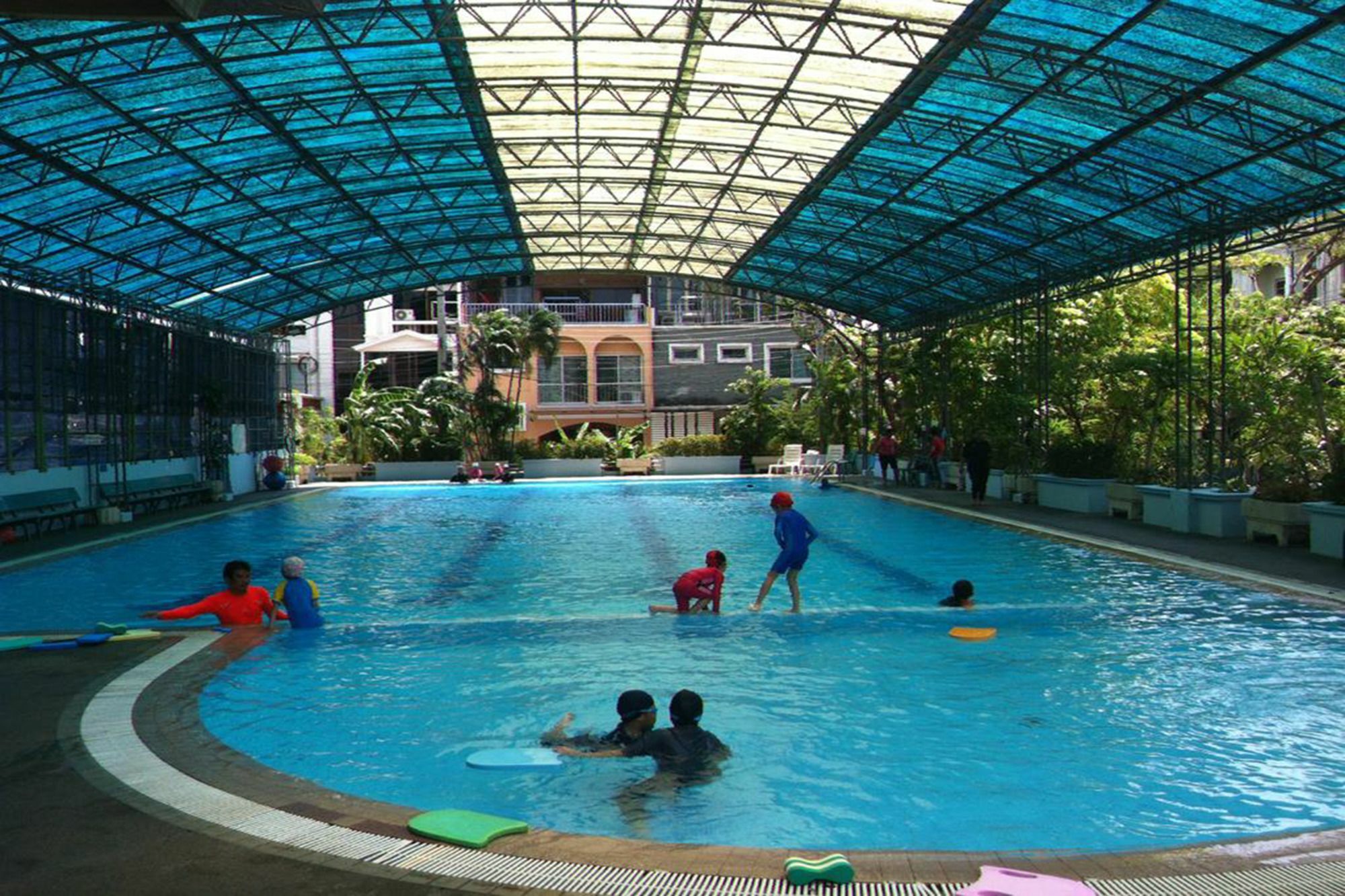 Park Avenue@Huamark Bangkok Esterno foto