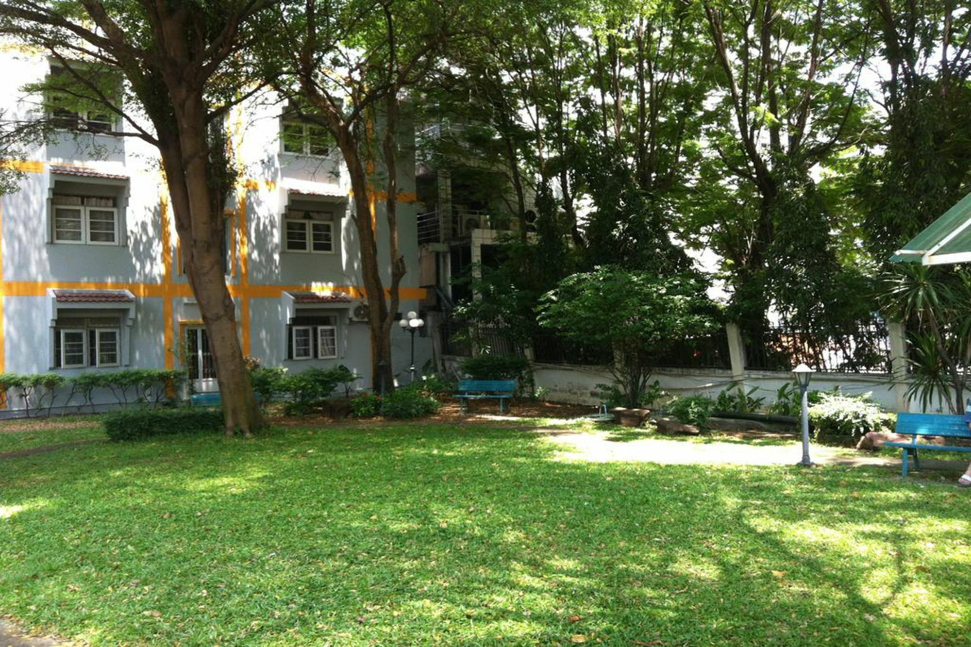 Park Avenue@Huamark Bangkok Esterno foto